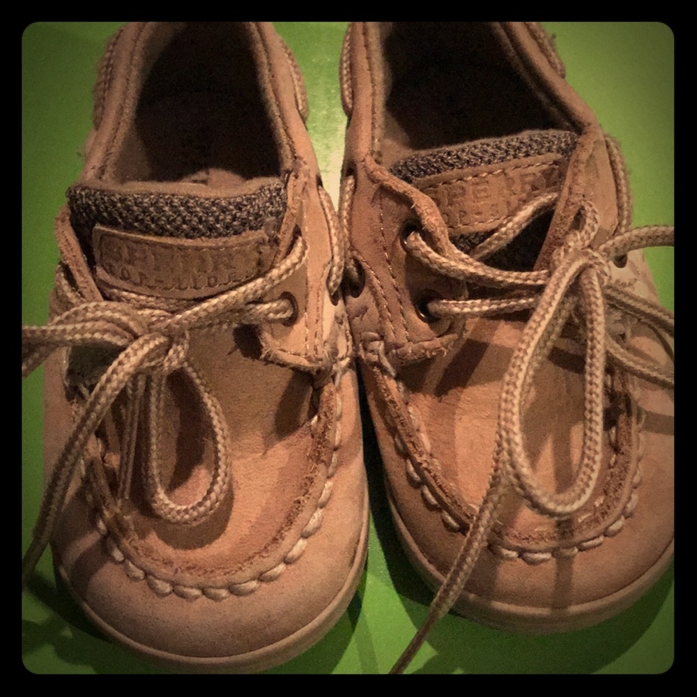 Sperry leather loafers kids size 4